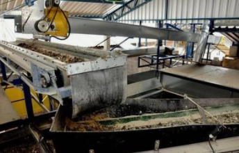 雞糞三種處理方法.png 雞糞三種處理方法.png